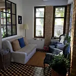Belvarosi Kerteshaz 凯斯特海伊