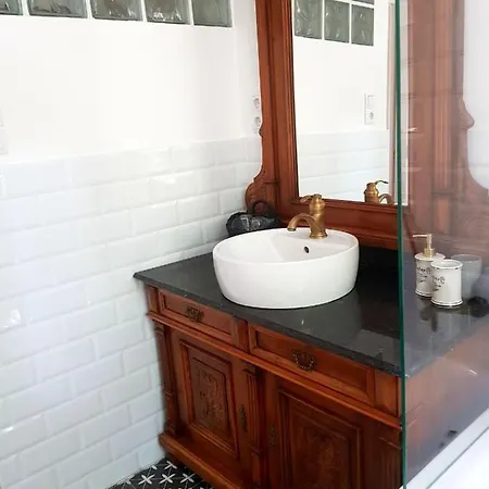 Belvarosi Kerteshaz Кестхей