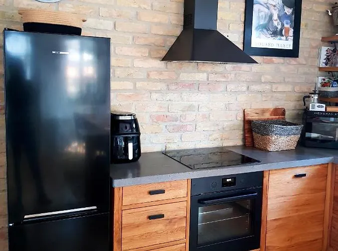 Ferienhaus Belvarosi Kerteshaz *