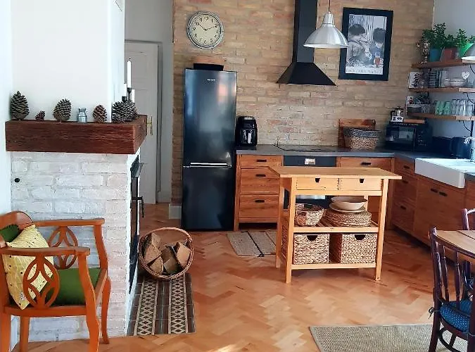 Belvarosi Kerteshaz Ferienhaus *