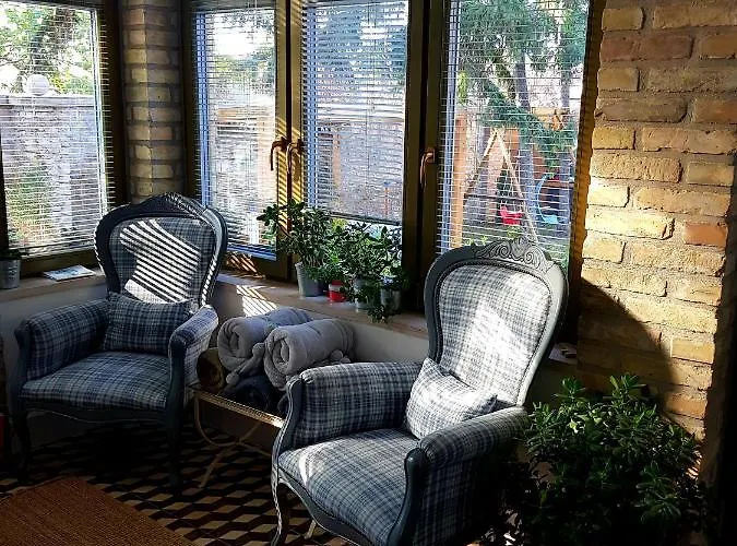 Belvarosi Kerteshaz *